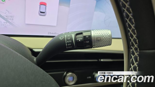 Genesis GV70 2.5T Gasoline AWD 2025 — фото 20