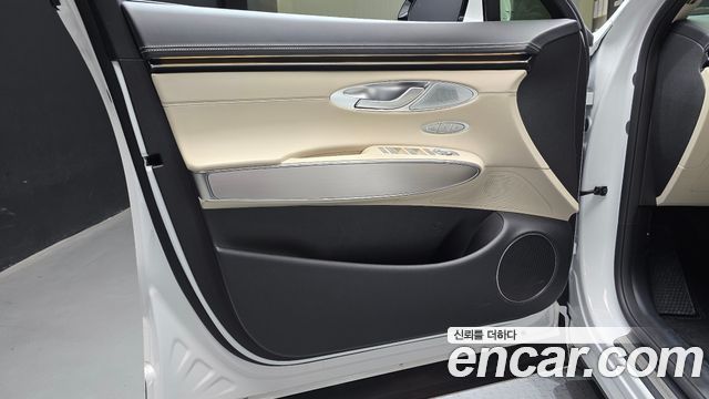 Genesis GV70 2.5T Gasoline AWD 2025 — фото 24