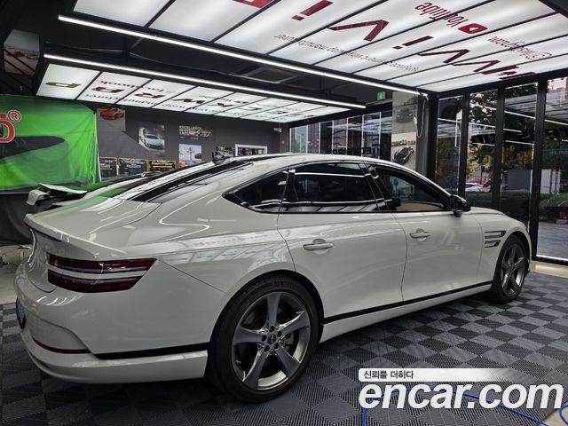 Genesis Electrified G80 (RG3) e-AWD 2022 — фото 20