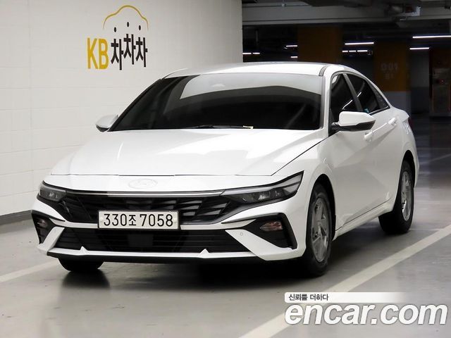Hyundai Avante (CN7) 1.6 Smart