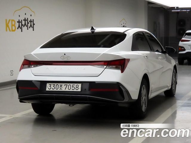 Hyundai Avante (CN7) 1.6 Smart 2024 — фото 4