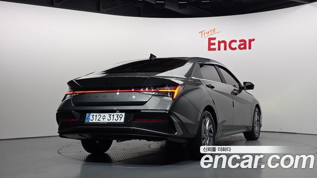 Hyundai Avante (CN7) 1.6 Inspiration 2024 — фото 2