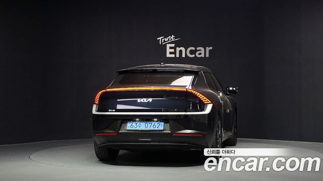 Kia EV6 Standard 4WD Air 2022 — фото 4