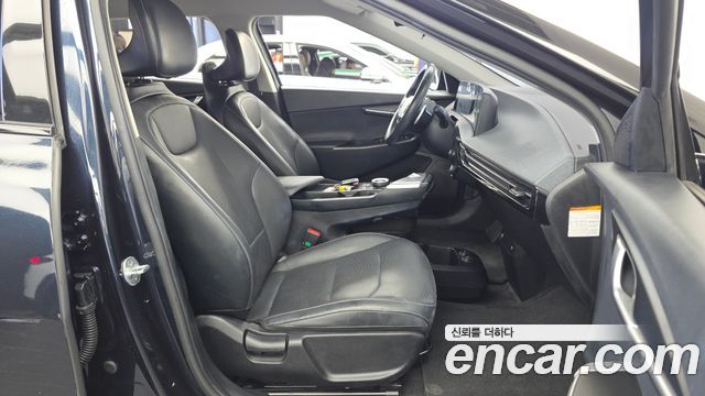 Kia EV6 Standard 4WD Air 2022 — фото 11