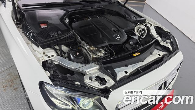 Mercedes-Benz E-Class (W213) E220d Avantgarde 2019 — фото 6