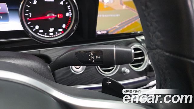 Mercedes-Benz E-Class (W213) E220d Avantgarde 2019 — фото 9