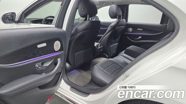 Mercedes-Benz E-Class (W213) E220d Avantgarde 2019 — фото 11