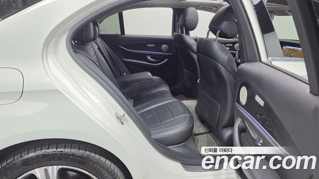 Mercedes-Benz E-Class (W213) E220d Avantgarde 2019 — фото 12