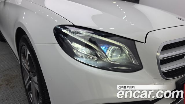Mercedes-Benz E-Class (W213) E220d Avantgarde 2019 — фото 22