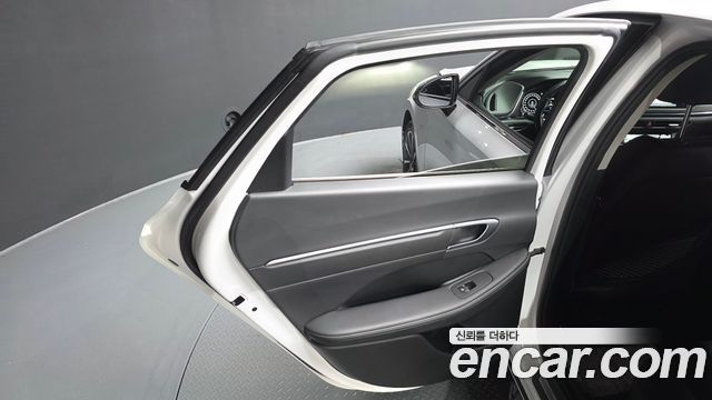 Hyundai Sonata (DN8) 2.0 Premium Plus 2023 — фото 25