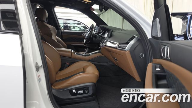 BMW X5M (G05) 4.4 Competition 2023 — фото 11