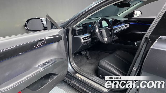 Hyundai Grandeur (GN7) 2,5 Gasoline 2WD Premium 2023 — фото 10