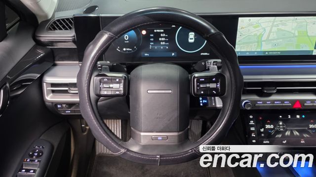 Hyundai Grandeur (GN7) 2,5 Gasoline 2WD Premium 2023 — фото 13