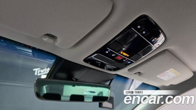 Hyundai Grandeur (GN7) 2,5 Gasoline 2WD Premium 2023 — фото 18