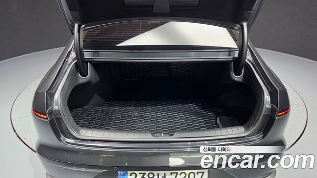 Hyundai Grandeur (GN7) 2,5 Gasoline 2WD Premium 2023 — фото 20