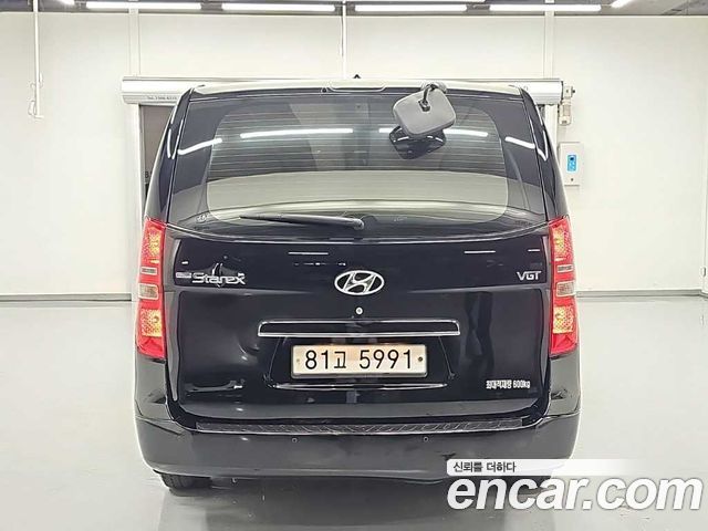 Hyundai Grand Starex Van 5-Seater Smart 2021 — фото 3