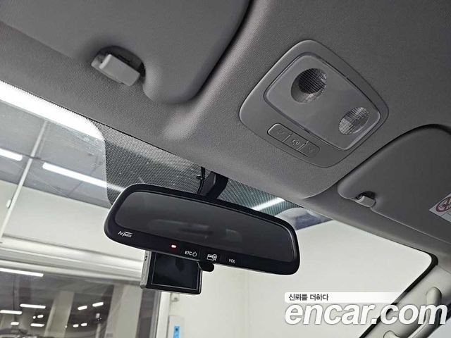 Hyundai Grand Starex Van 5-Seater Smart 2021 — фото 17