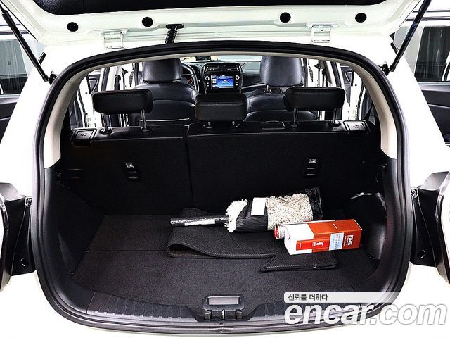 KG Mobility (SsangYong) Very New Tivoli Gasoline 1.5 2WD V3 2021 — фото 24