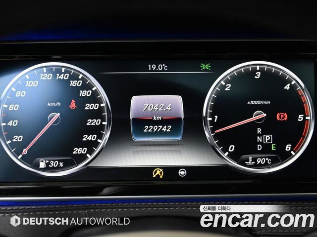 Mercedes-Benz S-Class (W222) S350 d 4MATIC 2017 — фото 10