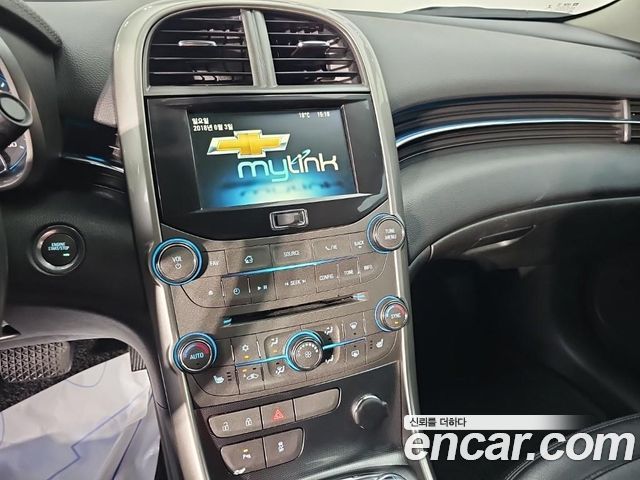 Chevrolet Malibu 2.0 LTZ 2016 — фото 18