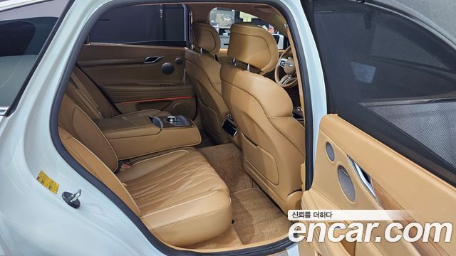 Genesis G80 (RG3) Gasoline 2.5 Turbo AWD 2025 — фото 11