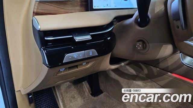 Genesis G80 (RG3) Gasoline 2.5 Turbo AWD 2025 — фото 17