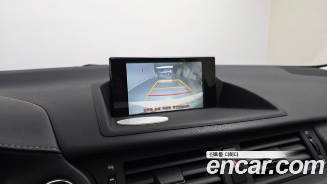 Lexus CT200h 1.8 Supreme ZWA10 2018 — фото 14