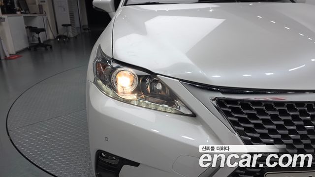 Lexus CT200h 1.8 Supreme ZWA10 2018 — фото 22