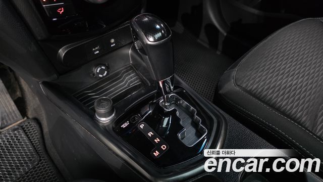 KG Mobility (SsangYong) Tivoli Air Diesel IX 2WD 2016 — фото 9