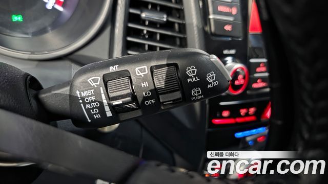 KG Mobility (SsangYong) Tivoli Air Diesel IX 2WD 2016 — фото 17