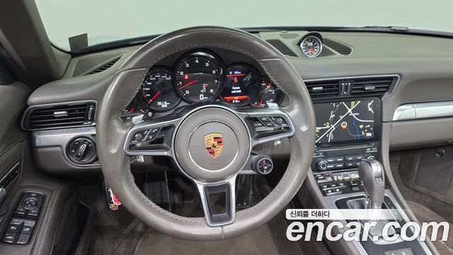 Porsche 911 CARRERA 4 CABRIOLET 991 2017 — фото 13