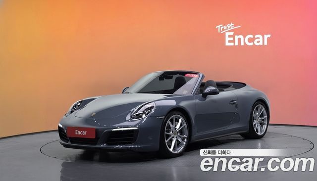 Porsche 911 CARRERA 4 CABRIOLET 991