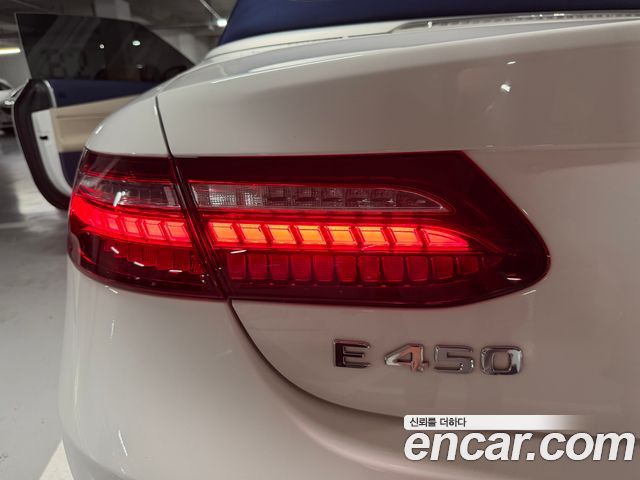 Mercedes-Benz E-Class (W213) E450 4MATIC Cabriolet 2023 — фото 3