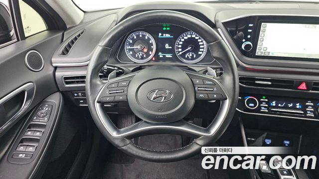 Hyundai Sonata (DN8) 2.0 Premium Plus 2023 — фото 13