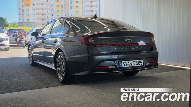 Hyundai Sonata (DN8) 2.0 Premium Family 2021 — фото 2