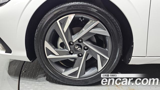 Hyundai Avante (CN7) 1.6 Inspiration 2024 — фото 5
