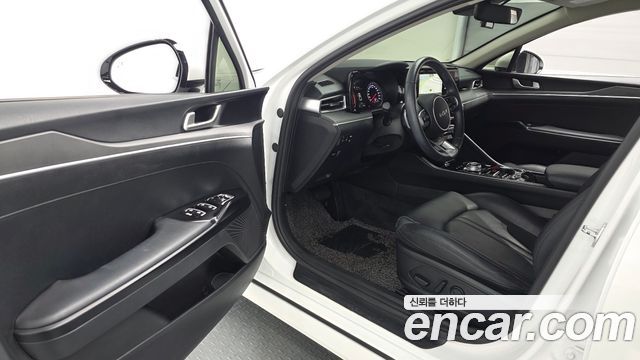 Kia K5 (III) 2.0 Prestige 2023 — фото 10