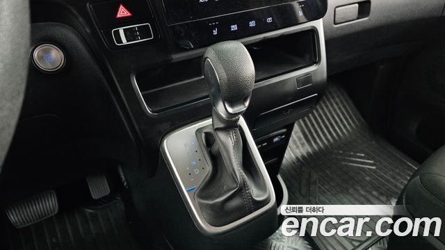 Hyundai Staria Cargo 5-Seater Smart 2022 — фото 9