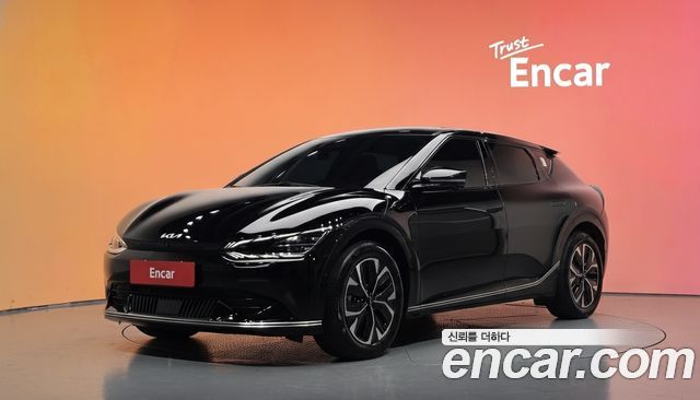 Kia EV6 Long Range Earth 2023 — фото 1