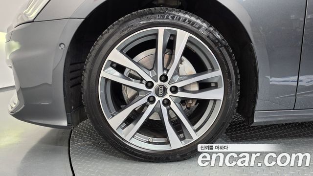 Audi A6 (C8) 40 TDI Quattro Premium 2023 — фото 27