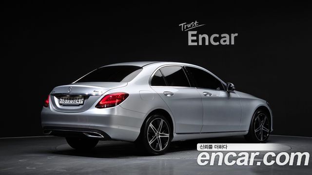 Mercedes-Benz C-Class (W205) C220 d 4MATIC Exclusive 2019 — фото 2