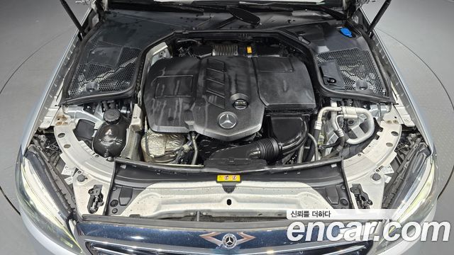 Mercedes-Benz C-Class (W205) C220 d 4MATIC Exclusive 2019 — фото 6