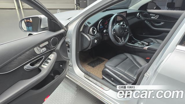 Mercedes-Benz C-Class (W205) C220 d 4MATIC Exclusive 2019 — фото 10