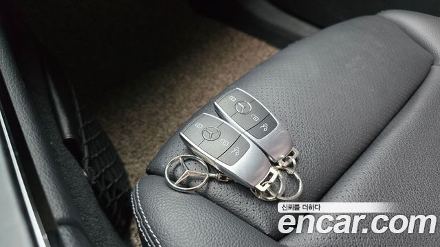 Mercedes-Benz C-Class (W205) C220 d 4MATIC Exclusive 2019 — фото 18