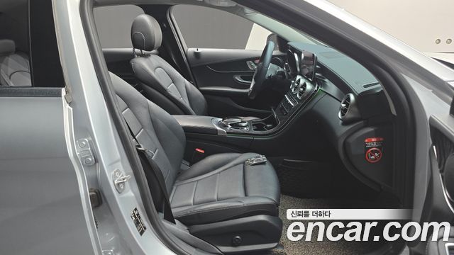 Mercedes-Benz C-Class (W205) C220 d 4MATIC Exclusive 2019 — фото 26