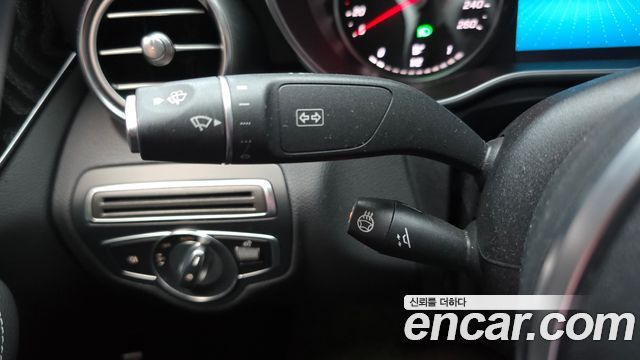 Mercedes-Benz C-Class (W205) C220 d 4MATIC Exclusive 2019 — фото 30