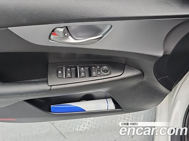 Kia K3 (II) 1.6 Prestige 2022 — фото 19