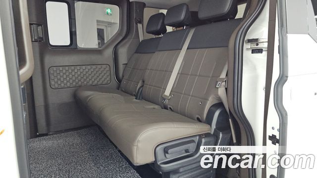 Kia PV5 Passenger 5 Seater Plus 2026 — фото 12