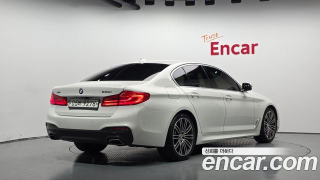 BMW 5 Series (G30) 530i xDrive M Sport Package Plus 2019 — фото 2