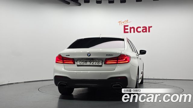 BMW 5 Series (G30) 530i xDrive M Sport Package Plus 2019 — фото 4
